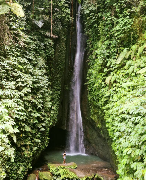 air terjun leke leke